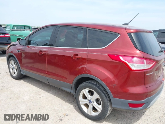 2014 Ford Escape SE with VIN 1FMCU0GX5EUA58458, listed as a IAAI auction lot 42057481 with 38,905 mi miles. Bid and sale history available at carsss.com. Image 3.