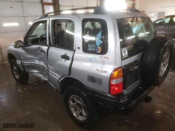 2001 Chevrolet Tracker LT with VIN 2CNBJ634616909629, listed as a Copart auction lot 79925394 with NaN miles and Salvage Title. Bid and sale history available at carsss.com. Image 2.