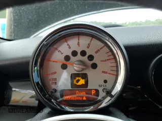 2012 MINI Clubman S z VIN WMWZG3C53CTY38180, wystawiony jako Copart lot #56789635 z przebiegiem 99 583 mil mil oraz Szkoda całkowita • Salvage title. Historia ofert i sprzedaży dostępna na DreamBid. Obrazek 9.