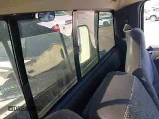 1998 Dodge Ram 2500 with VIN 3B7KF26ZXWM234788, listed as a IAAI auction lot 41811371 with 183,789 mi miles. Bid and sale history available at carsss.com. Image 8.