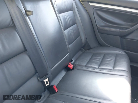 2007 Volkswagen Jetta 2.5L с VIN 3VWDG71K57M157811, выставлен на аукционе IAAI как лот 41693030 с пробегом 93 444 миль миль и . История ставок и продаж доступна на DreamBid. Изображение 8.