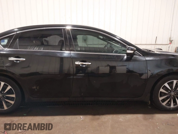 2016 Nissan Altima SR with VIN 1N4AL3AP7GC150890, listed as a IAAI auction lot 41609531 with 86,587 mi miles and . Bid and sale history available at carsss.com. Image 13.
