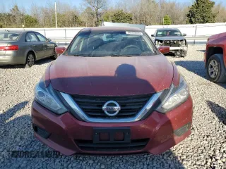 2017 Nissan Altima SR with VIN 1N4AL3APXHN311478, listed as a Copart auction lot 50553625 with 164,954 mi miles and Salvage Title. Bid and sale history available at DreamBid. Image 5.