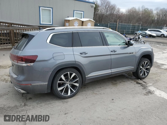 2024 Volkswagen Atlas SEL Premium R-Line with VIN 1V2FR2CAXRC537792, listed as a Copart auction lot 52522895 with 27,211 mi miles and Salvage title. Bid and sale history available at DreamBid. Image 3.