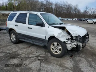 2005 Ford Escape XLT with VIN 1FMYU93Z95KB77112, listed as a Copart auction lot 53038615 with 190,165 mi miles and Salvage Title. Bid and sale history available at carsss.com. Image 4.