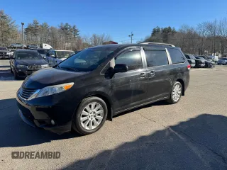 2013 Toyota Sienna XLE with VIN 5TDDK3DC3DS052713, listed as a Copart auction lot 43234125 with 284,884 mi miles and Clean Title. Bid and sale history available at DreamBid. Image 2.