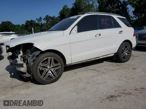 2014 Mercedes-Benz M 350 with VIN 4JGDA5JB0EA283475, listed as a Copart auction lot 57140295 with 105,777 mi miles and Salvage title. Bid and sale history available at DreamBid. Image 1.