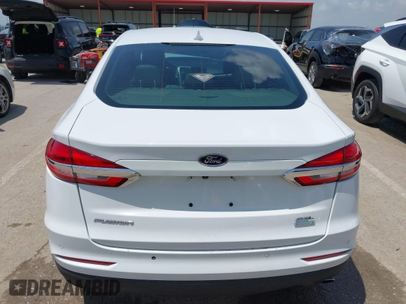 2020 Ford Fusion SEL with VIN 3FA6P0CD3LR152711, listed as a IAAI auction lot 42516763 with 97,073 mi miles and . Bid and sale history available at DreamBid. Image 16.