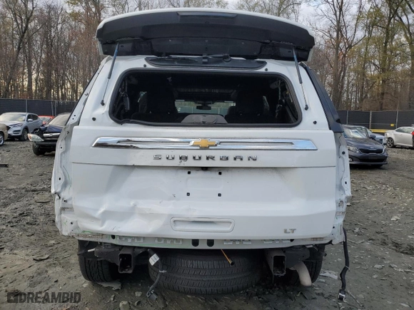 2021 Chevrolet Suburban LT with VIN 1GNSKCKD4MR350647, listed as a Copart auction lot 81845574 with 1,588 mi miles and Salvage Title. Bid and sale history available at carsss.com. Image 6.