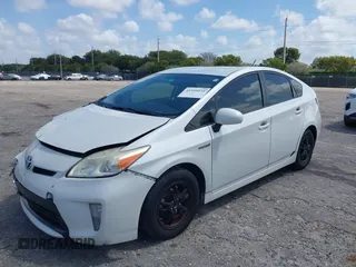 2015 Toyota Prius Four with VIN JTDKN3DU0F0479215, listed as a IAAI auction lot 41949034 with 173,028 mi miles. Bid and sale history available at carsss.com. Image 17.