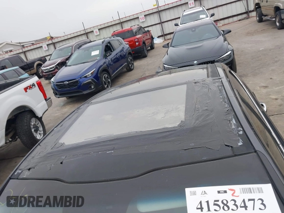 2018 Kia Cadenza Premium with VIN KNALC4J19J5098126, listed as a IAAI auction lot 41583473 with 79,360 mi miles. Bid and sale history available at carsss.com. Image 20.