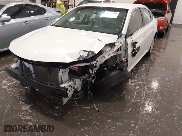 2014 Toyota Avalon Limited with VIN 4T1BK1EB1EU088538, listed as a IAAI auction lot 41793990 with 75,244 mi miles. Bid and sale history available at carsss.com. Image 6.