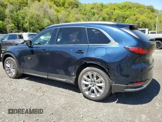 2024 Mazda CX-90 Premium Plus z VIN JM3KKEHD7R1175478, wystawiony jako Copart lot #55216135 z przebiegiem 10 984 mil mil oraz Szkody całkowita. Historia ofert i sprzedaży dostępna na DreamBid. Obrazek 2.