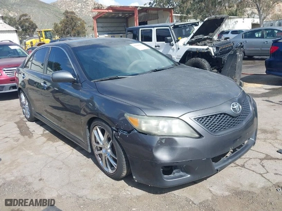 2011 Toyota Camry LE with VIN 4T1BF3EK3BU759770, listed as a IAAI auction lot 41945864 with 190,286 mi miles. Bid and sale history available at carsss.com. Image 1.
