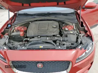2018 Jaguar F-Pace 25t Premium z VIN SADCJ2FX2JA322424, wystawiony jako Copart lot #56116835 z przebiegiem 63 908 mil mil oraz Szkody całkowita. Historia ofert i sprzedaży dostępna na DreamBid. Obrazek 12.