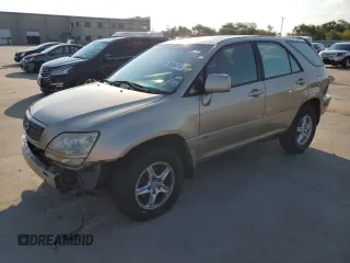 2002 Lexus RX 300 with VIN JTJGF10U820139993, listed as a Copart auction lot 70506374 with 228,629 mi miles and Salvage Title. Bid and sale history available at carsss.com. Image 1.