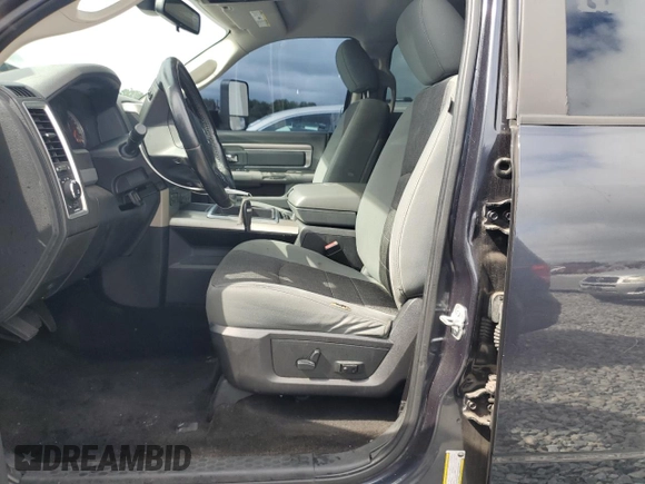 2015 Ram 1500 Outdoorsman z VIN 1C6RR7LM9FS719918, wystawiony jako Copart lot #56798485 z przebiegiem 187 443 mil mil oraz Czysty tytuł • Clean title. Historia ofert i sprzedaży dostępna na DreamBid. Obrazek 7.