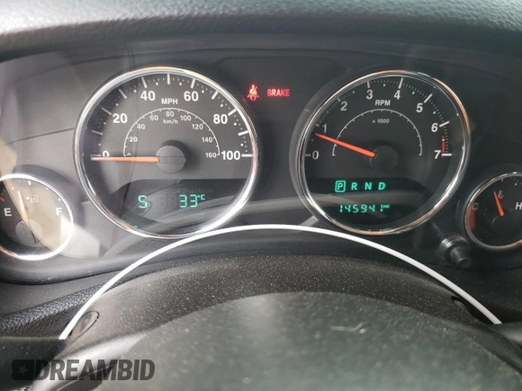 2015 Jeep Wrangler Unlimited Sahara z VIN 1C4BJWEG6FL627890, wystawiony jako Copart lot #58080945 z przebiegiem 145 941 mil mil oraz Szkoda całkowita • Salvage title. Historia ofert i sprzedaży dostępna na DreamBid. Obrazek 9.