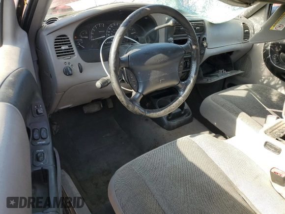 2000 Ford Ranger XLT z VIN 1FTZR15X9YPA91426, wystawiony jako Copart lot #52104665 z przebiegiem 182 145 mil mil oraz Szkoda całkowita • Salvage title. Historia ofert i sprzedaży dostępna na DreamBid. Obrazek 8.