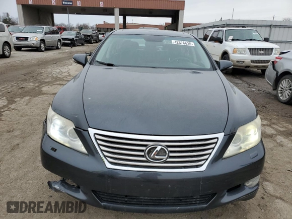 2011 Lexus LS 460 z VIN JTHBL5EF4B5103792, wystawiony jako Copart lot #42876635 z przebiegiem 127 906 mil mil oraz Szkoda całkowita • Salvage title. Historia ofert i sprzedaży dostępna na DreamBid. Obrazek 5.