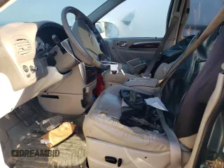 2006 Chrysler Town & Country LWB Limited with VIN 2A4GP64L86R640273, listed as a Copart auction lot 83975494 with 200,177 mi miles and Salvage Title. Bid and sale history available at carsss.com. Image 7.