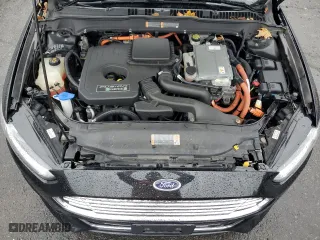 2015 Ford Fusion Energi Titanium with VIN 3FA6P0SU1FR175569, listed as a Copart auction lot 65519992 with 103,072 mi miles. Bid and sale history available at carsss.com. Image 7.