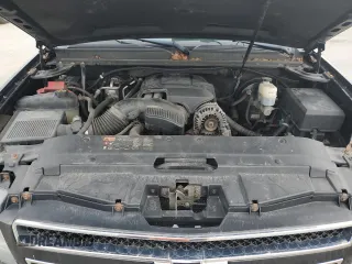 2011 Chevrolet Tahoe LT z VIN 1GNSKBE05BR258317, wystawiony jako Copart lot #54771685 z przebiegiem 214 722 mil mil oraz Szkoda całkowita • Salvage title. Historia ofert i sprzedaży dostępna na DreamBid. Obrazek 12.
