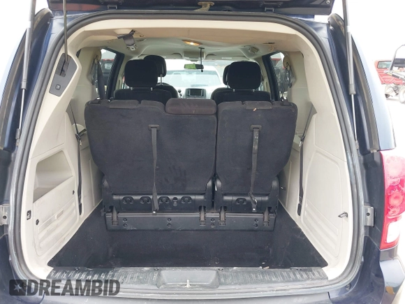 2015 Dodge Grand Caravan SXT with VIN 2C4RDGCG7FR524712, listed as a IAAI auction lot 41956063 with 111,144 mi miles and . Bid and sale history available at DreamBid. Image 17.