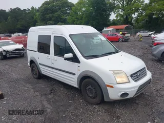 2013 Ford Transit Connect XLT z VIN NM0KS9BN7DT125935, wystawiony jako IAAI lot #42351848 z przebiegiem 186 650 mil mil oraz . Historia ofert i sprzedaży dostępna na DreamBid. Obrazek 1.