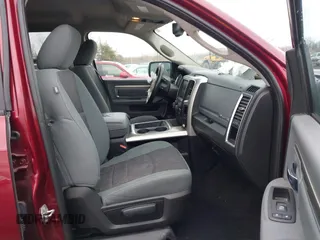 2017 Ram 1500 Big Horn z VIN 1C6RR7LG4HS738941, wystawiony jako IAAI lot #41638920 z przebiegiem 89 405 mil mil oraz . Historia ofert i sprzedaży dostępna na DreamBid. Obrazek 5.