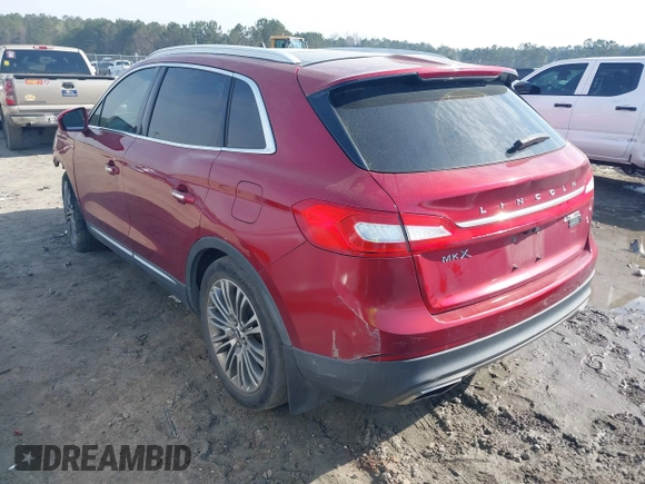 2016 Lincoln MKX Reserve z VIN 2LMTJ6LP5GBL67782, wystawiony jako IAAI lot #41773598 z przebiegiem 119 601 mil mil oraz . Historia ofert i sprzedaży dostępna na DreamBid. Obrazek 3.