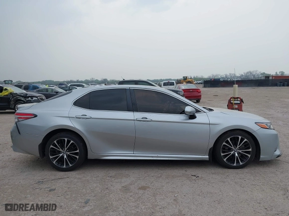 2018 Toyota Camry LE with VIN 4T1B11HK2JU079694, listed as a IAAI auction lot 41930753 with 171,984 mi miles. Bid and sale history available at carsss.com. Image 13.