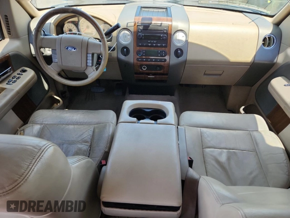 2004 Ford F-150 XLT с VIN 1FTPW14584KC91348, выставлен на аукционе Copart как лот 60210235 с пробегом 248 712 миль миль и Списание • Salvage title. История ставок и продаж доступна на DreamBid. Изображение 8.