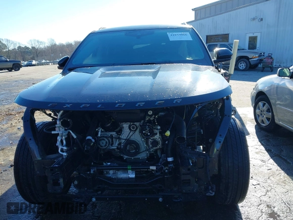 2024 Ford Explorer XLT with VIN 1FMSK7DHXRGA20820, listed as a IAAI auction lot 41034066 with 4,407 mi miles and . Bid and sale history available at DreamBid. Image 13.