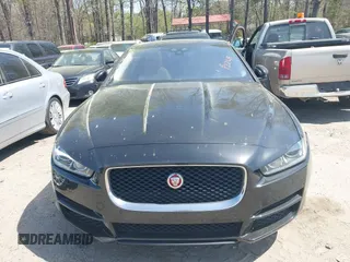 2018 Jaguar XE 25t Premium with VIN SAJAD4FX5JCP22618, listed as a IAAI auction lot 41910986 with 111,256 mi miles. Bid and sale history available at carsss.com. Image 12.