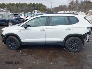 2022 Volkswagen Taos S с VIN 3VVAX7B21NM043209, выставлен на аукционе IAAI как лот 41701587 с пробегом 67 647 миль миль и . История ставок и продаж доступна на DreamBid. Изображение 15.