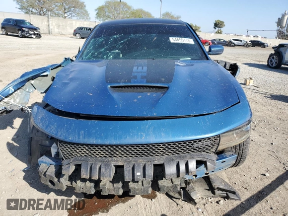 2021 Dodge Charger R/T z VIN 2C3CDXCTXMH668765, wystawiony jako Copart lot #54455175 z przebiegiem 41 019 mil mil oraz Szkoda całkowita • Salvage title. Historia ofert i sprzedaży dostępna na DreamBid. Obrazek 5.