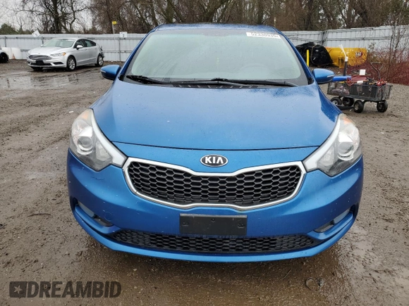 2014 Kia Forte LX with VIN KNAFX4A61E5189748, listed as a Copart auction lot 52330935 with 216,853 mi miles and Clean Title. Bid and sale history available at carsss.com. Image 5.