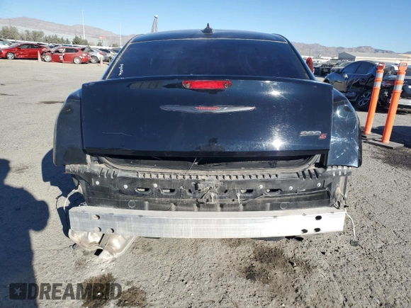 2022 Chrysler 300 S z VIN 2C3CCABG7NH179357, wystawiony jako Copart lot #86889524 z przebiegiem 64 952 mil mil oraz Szkoda całkowita • Salvage title. Historia ofert i sprzedaży dostępna na DreamBid. Obrazek 6.