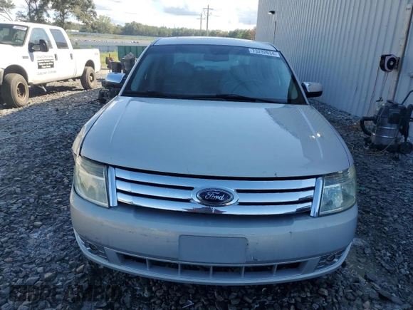 2009 Ford Taurus Limited with VIN 1FAHP25W39G117010, listed as a Copart auction lot 73292634 with 213,529 mi miles and Salvage Title. Bid and sale history available at carsss.com. Image 5.