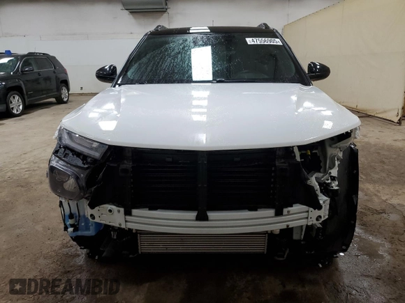 2022 Chevrolet TrailBlazer RS with VIN KL79MUSL4NB082057, listed as a Copart auction lot 47556905 with 23,567 mi miles and Salvage Title. Bid and sale history available at DreamBid. Image 5.