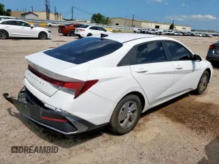 2024 Hyundai Elantra SE with VIN KMHLL4DG6RU851739, listed as a Copart auction lot 58373805 with 7,641 mi miles and Clean title. Bid and sale history available at DreamBid. Image 3.
