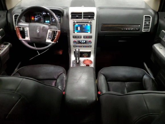 2010 Lincoln MKX with VIN 2LMDJ8JC0ABJ30320, listed as a Copart auction lot 49282215 with 158,048 mi miles and Clean Title. Bid and sale history available at DreamBid. Image 8.