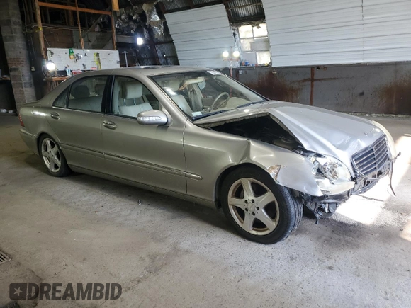 2004 Mercedes-Benz S-Class with VIN WDBNG75J64A406424, listed as a Copart auction lot 75541084 with 0 mi miles and Salvage Title. Bid and sale history available at carsss.com. Image 4.