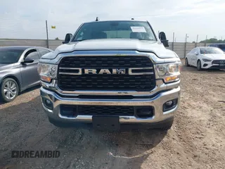 2024 Ram 2500 Big Horn with VIN 3C6UR5DL0RG339978, listed as a IAAI auction lot 42152955 with 20,104 mi miles. Bid and sale history available at carsss.com. Image 12.