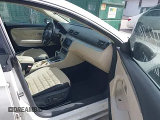 2010 Volkswagen CC Sport with VIN WVWML7AN5AE512367, listed as a IAAI auction lot 41924326 with 125,162 mi miles. Bid and sale history available at carsss.com. Image 5.