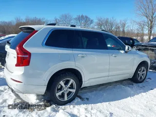 2018 Volvo XC90 Momentum with VIN YV4102XK8J1321378, listed as a IAAI auction lot 41304864 with 58,806 mi miles and . Bid and sale history available at DreamBid. Image 13.