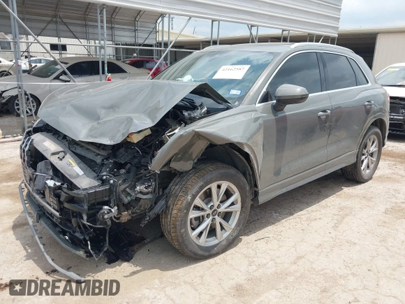 2021 Audi Q3 S line Premium z VIN WA1DECF33M1040282, wystawiony jako IAAI lot #42162587 z przebiegiem 90 509 mil mil oraz . Historia ofert i sprzedaży dostępna na DreamBid. Obrazek 2.