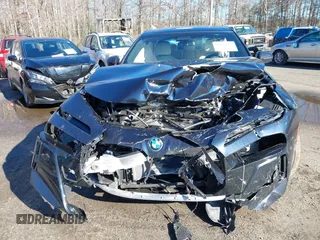 2024 BMW 7 Series with VIN WBA43EH0XRCP19582, listed as a IAAI auction lot 41195408 with Not provided miles and . Bid and sale history available at DreamBid. Image 12.
