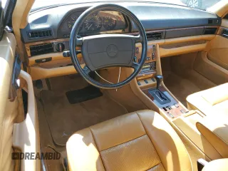 1991 Mercedes-Benz 560 с VIN WDBCA45E9MA556182, выставлен на аукционе Copart как лот 59515355 с пробегом 166 630 миль миль и Чистый • Clean title. История ставок и продаж доступна на DreamBid. Изображение 8.